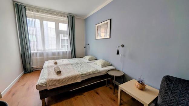 Flat In Zizkov With Free Underground Parking -501- Апартаменты